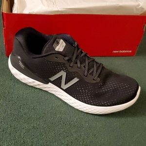 New Balance Men Sneakers Fresh Foam 1365